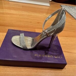 Silver Sparkly Dress Shoes